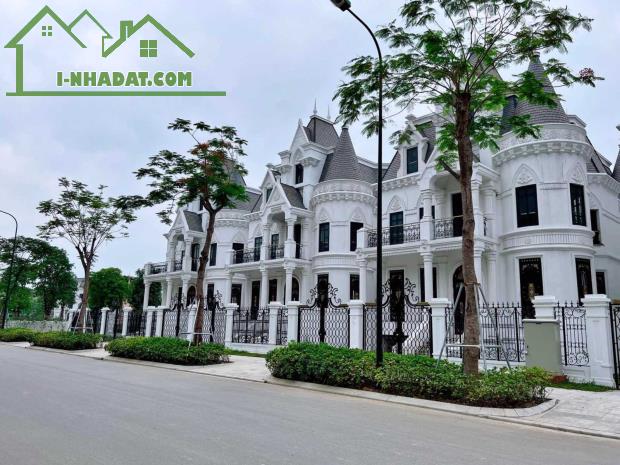 Biệt thự cao cấp nằm trong khu đô thị Pháp Vân - Tứ Hiệp, Hoàng Mai, Hà Nội
