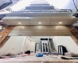 Nhà Đẹp -  Gần Hồ - Thang Máy -  Diện Tích 32m - 6 Tầng - Gía Chào 6.6 Tỷ