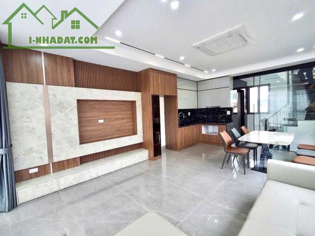 SIÊU PHẨM NHÀ MỚI, FULL NỘI THẤT NGUYỄN SƠN 40M, 6T, MT4,2M, NHỈNH 9 TỶ,Ô TÔ VÀO,THANG MÁY - 4