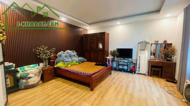 CỰC HIẾM!Bán nhà Phúc Lợi, 40m2, 4 tầng, nhỉnh 5 tỷ, full nội thất - 1