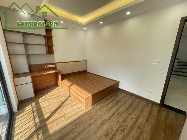 BÁN NHÀ DO NHA NAM TỪ LIÊM OTO ĐỖ 40M2 5T MT 4.6M GIÁ 6.75 NHÀ MỚI, Ở SƯỚNG.