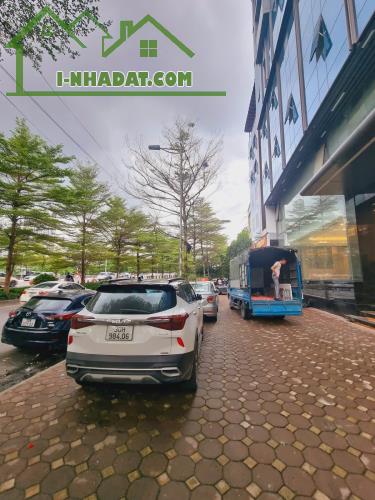 Cho thuê mặt bằng kinh doanh mặt đường Nguyễn Trãi, S= 530m2, mt: 25m, vỉa hè rộng - 1