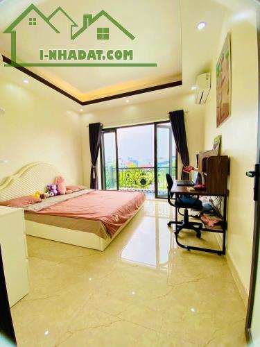 BÁN NHÀ SIÊU HOT - NGAY UBND XÃ PHỤNG CHÂU - NGÕ THÔNG Ô TÔ CHẠY VÒNG QUANH - 4