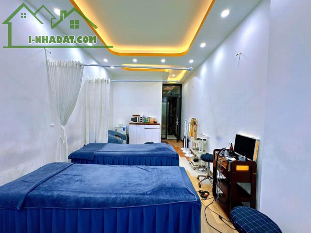 Nhà Đẹp - Phân Lô - Thang Máy - Huỳnh Thúc Kháng - DĐa - Dt : 44m2/7 tầng/3,6mMT*18tỷ - 3