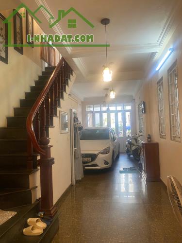 Siêu phẩm Ngọc Thụy, Long Biên, 3 thoáng, gara VF9, dân xây, đủ nội thất
