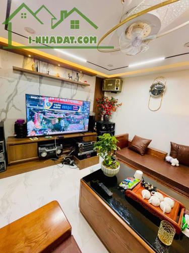 SIÊU HIẾM! NHÀ LÔ GÓC NGỌC LÂM – 5 TẦNG – 6PN – FULL NỘI THẤT – 8,2 TỶ! - 1