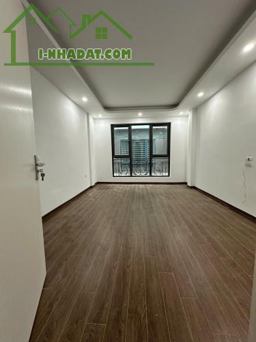 Nhà phố Thanh Nhàn 33m 5T MT3.6 NGÕ RỘNG THÊNH THANG - CÁCH Ô TÔ VÀI BƯỚC CHÂN - THANG MÁY - 4