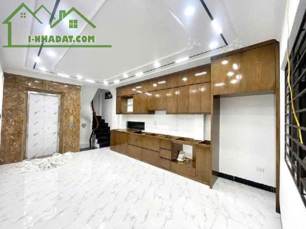 Bán NR mới 6 tầng THANG MÁY 42m2 phố Văn Cao, 20m ra ô tô chỉ 10.8 tỷ. Lh: 0392863486. - 1
