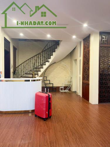 Biệt thự Khương Đình, Lô góc, ở sướng, KD đỉnh, 123m 4 tầng 9.9m mặt, Giá 23 tỷ.0796193699 - 1