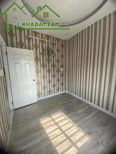 Bán nhà Tám Danh P4 Q8, 4 tầng 4PN 3WC, hẻm thông gần Tạ Quang Bửu với Phạm Hùng 4 tyxx - 4
