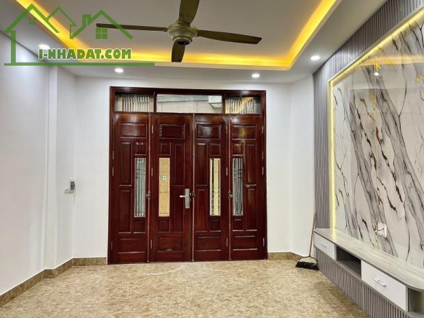 Bán nhà phố Hạ Đình, Thanh Xuân. 34m2 x 5 Tầng, MT 4m. NHÀ ĐẸP. GẦN PHỐ. Hơn 7 Tỷ.