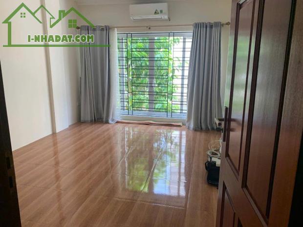 BÁN NHÀ ĐẸP TĐC GIANG BIÊN – Ô TÔ TRÁNH – VỈA HÈ RỘNG – SÁT VINHOMES RIVERSIDE - 1