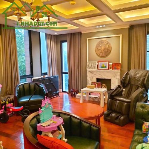Chính chủ bán BIỆT THỰ MẶT PHỐ Âu Cơ. DÒNG TIỀN 340TR/TH. 359M² x 6 TẦNG.    ✓ Tòa biệt th - 2