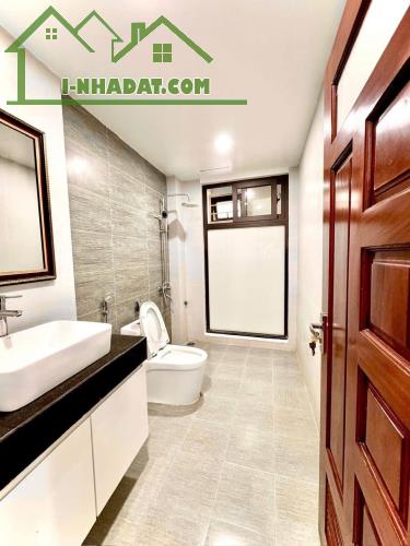 BÁN ĐẤT TẶNG NHÀ 3 TẦNG – GẦN Ô TÔ – GẦN CÔNG VIÊN HÒA BÌNH - GẦN TRƯỜNG ĐẠI HỌC - 1