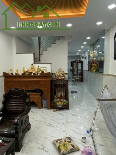 BÁN NHÀ TRUNG TÂM Q7 

PHÚ THUẬN LỐI XÓM PHÚ MỸ HƯNG Q7

DT NGANG 4.2 DÀI 16 M - 3