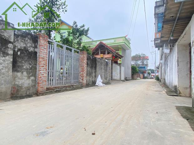 cc  gửi em bán DT ; 68m full tại phú nghĩa ngay sát khu công nghiệp phú ngĩa ô tô thông - 1