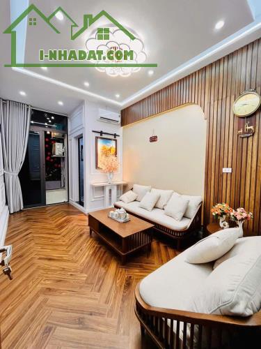 BÁN NHÀ PHỐ TRƯƠNG ĐỊNH - NHÀ MỚI 5 TẦNG - 2 NHÀ RA PHỐ - NGÕ 3M - GIÁ 6.75 TỶ 0886962299 - 3