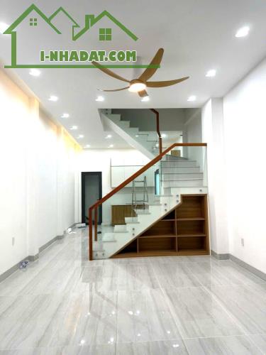 Bán Nhà Đẹp Ở Ngay - 4Tầng(4PN) - HXH Cạnh VinHomes Quận 9. Giá Nhỉnh 5 Tỷ - 3