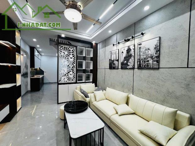 BÁN NHÀ 40m XÂY 4 TẦNG PHƯƠNG NHỊ LIÊN NINH-THANH TRÌ GIÁ 4,95 TỶ