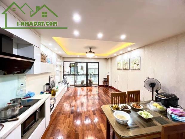 Bán cực gấp nhà phố Hoàng Cầu 5 tầng, 52m², 6PN, Ô Chợ Dừa Đống Đa, 20 tỷ, sổ đỏ - 1