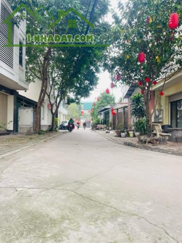 Bán Lô Đất 112m2 mt6m Nhỉnh 23 Tỷ Ngọc Thụy Long Biên, Vỉa Hè, Kinh Doanh - 1