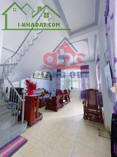 Bán nhà 1 trệt 1 lầu gần Bigc, Khu B5 Tân Hiệp, Biên Hòa, Đồng Nai, 117m2, giá 5 tỷ 700. - 2