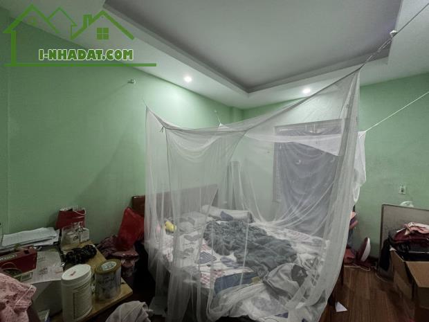 Bán nhà 38m2 5 tầng phố Yên Phúc gần Nguyễn Khuyến, hồ Văn Quán sổ đỏ chính chủ giao dịch - 2