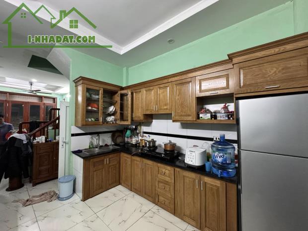 Bán nhà 38m2 5 tầng phố Yên Phúc gần Nguyễn Khuyến, hồ Văn Quán sổ đỏ chính chủ giao dịch - 1
