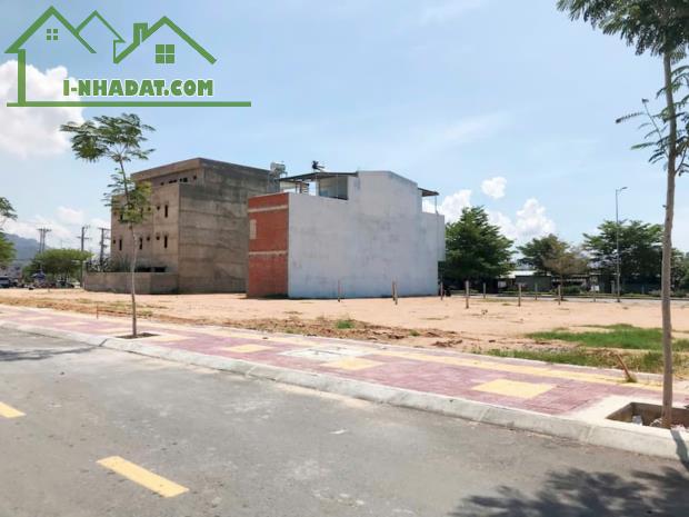 Bán đất sổ riêng gần vòng xoay Kim Hằng - 2