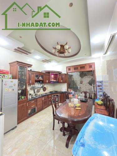 🔥🔥🔥 MẶT TIỀN KINH DOANH GẦN CHỢ AN NHƠN - NỘI THẤT CAO CẤP TOÀN GỖ XỊN - 4 LẦU BTCT - K - 3