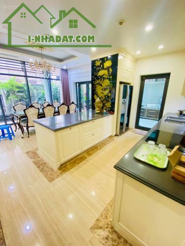 Bán nhà HXH đường Sư Vạn Hạnh,P12,Q10 – DT: 7x15m – 5 Tầng - Giá 22 Tỷ.