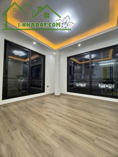Đep nhất Phụng Châu,Chương Mỹ ngay sát Đại học TDTT (32m 4 tầng)Ở luôn.2.3tỉ - 1