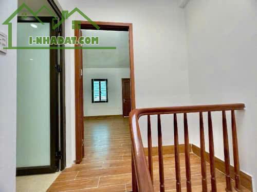 Nhà Mới kính koong Lĩnh Nam- Ở luôn- Yên tĩnh- 5 tầng,34m2 -6,9tỷ - 2