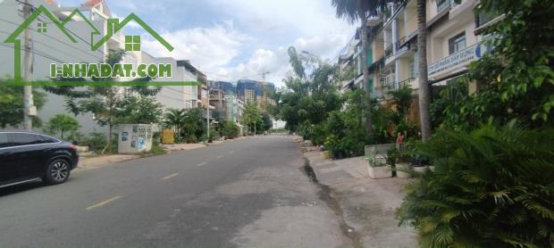 Bán nhà mặt tiền Phạm Thế Hiển 5x24 chỉ 11 tỷ