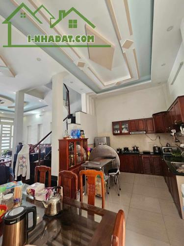NHÀ 2 TẦNG MẶT TIỀN KINH DOANH - GẦN TRƯỜNG HỌC NGUYỄN THỊ NUÔI THỚI TAM THÔN HÓC MÔN NGAN - 3