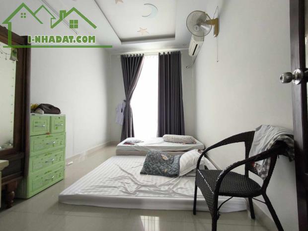 NHÀ 2 TẦNG MẶT TIỀN KINH DOANH - GẦN TRƯỜNG HỌC NGUYỄN THỊ NUÔI THỚI TAM THÔN HÓC MÔN NGAN
