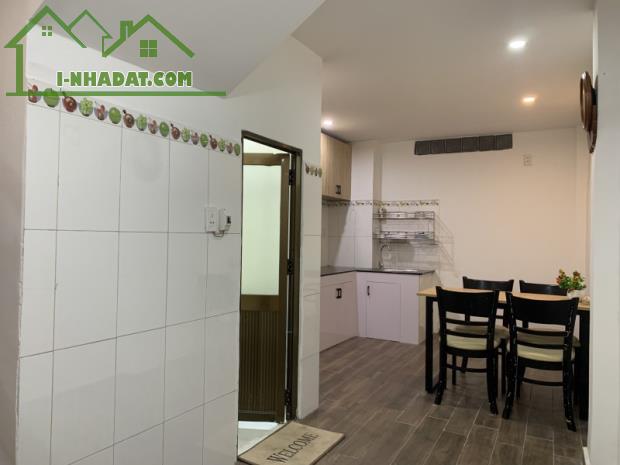 ♥ Nhà kiệt thẳng 50m ra MT Nguyễn Hoàng, 52m2, 3 tầng, sân rộng, KD, 3.5x tỷ - 3