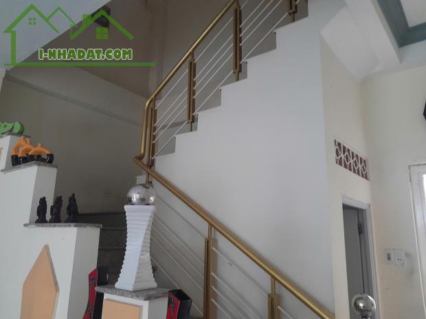 ♥ Nhà Kiệt Hoàng Diệu, 105m2, ngang 9m vuông, 2 căn 2 tầng cứng, 4.x tỷ - 2
