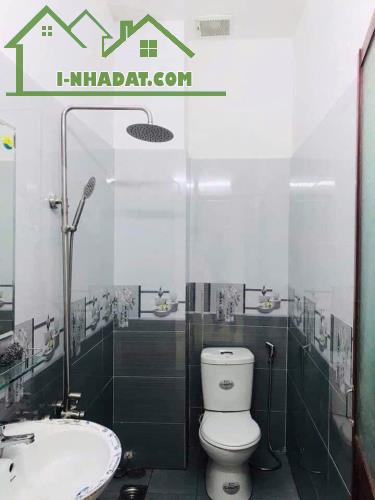 Nhà ngã tư Gò Mây, kinh doanh tốt, 5x8m, giá 1tỷ750