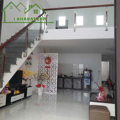 Nhà kiệt Nguyễn Văn Linh giá chỉ 2.1x tỷ - 2