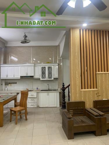 Bán nhà riêng ĐườngTrương Định, 4 tầng x 40m2, 4 ngủ, nhà dân xây, 5.8 tỷ (có TL) - 1