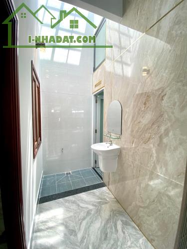 NHÀ MẶT TIỀN KD ĐƯỜNG NHỰA NHÁNH TRẦN QUANG CƠ - SÁT CHỢ NGÃ BA ĐÔNG QUANG - HIỆP THÀNH Q1 - 5