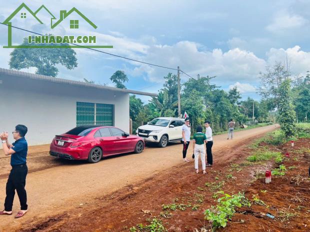 BÁN GẤP 4 NỀN LIỀN KỀ KHU CÔNG NGHIỆP PHÚ XUÂN CƯRMNGA ĐANG KHỞI CÔNG