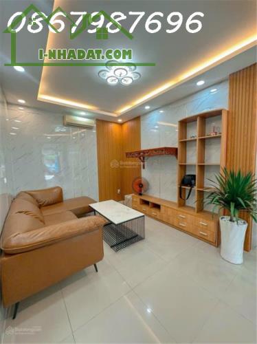 Chỉ 3.3 Tỷ Sở Hữu Căn Nhà Lô Góc 2 Tầng, Trung Tâm TP Nha Trang - Đường Ô Tô Vào Tận Nhà