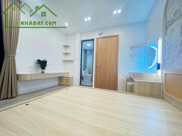 Bán nhà 30m² Giáp Bát, Hoàng Mai - 5 tỷ - 4 tầng, nội thất cao cấp - 4