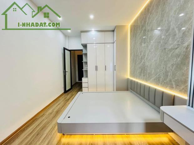 BÁN NHÀ PHỐ PHÁO ĐÀI LÁNG - 31M², 4 TẦNG, NGÕ THÔNG BA GÁC - GIÁ CHỈ 7.3 TỶ - 2