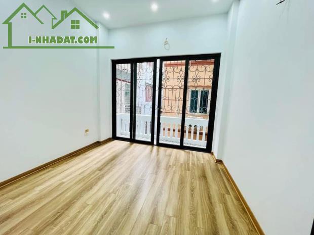 BÁN NHÀ PHỐ PHÁO ĐÀI LÁNG - 31M², 4 TẦNG, NGÕ THÔNG BA GÁC - GIÁ CHỈ 7.3 TỶ - 5