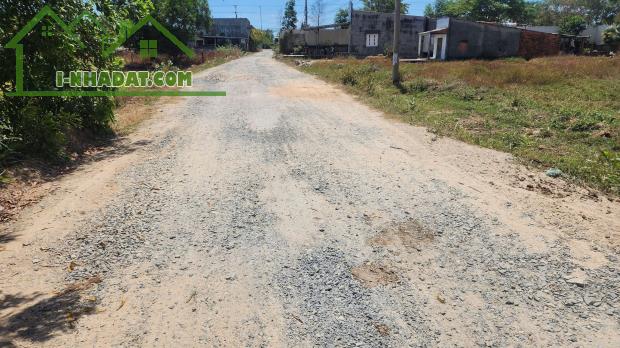 🔥 6x30 FULL THỔ–GẦN BIỂN, LAGI, BÌNH THUẬN–MẶT TIỀN ĐƯỜNG LỚN–GIÁ 900 TRIỆU TỐT NHẤT KHU