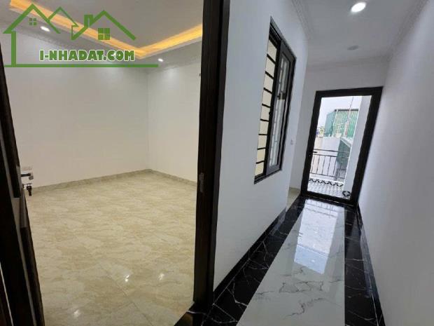 BÁN NHÀ 40m*MT5m LIÊN NINH-THANH TRÌ XÂY MỚI.GIÁ 4.35 TỶ - 2