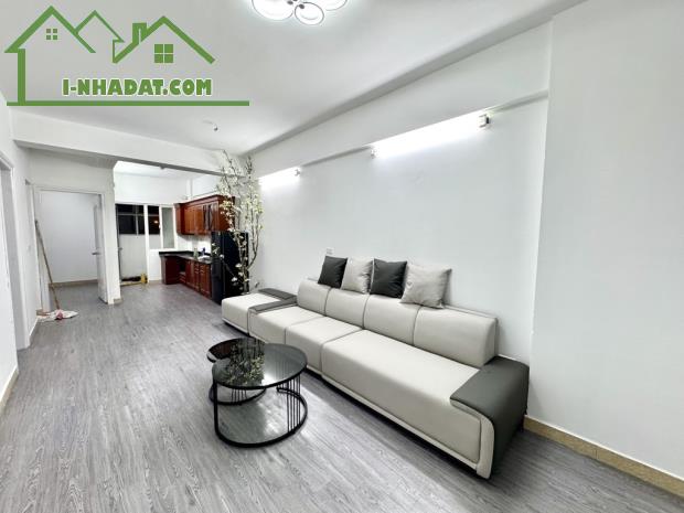 Căn hộ chung cư có thang máy, Sài Đồng, Long Biên- DT 67m2 Giá 3 tỷ. - 1